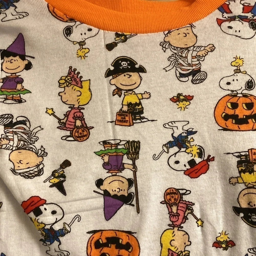NWT PEANUTS SNOOPY CHARACTERS HALLOWEEN CHILD / KIDS SIZE 4 PAJAMAS